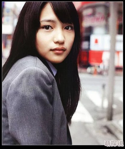 波多野结衣三级在线观看这是一部由日本知名AV女优主演的成人影片