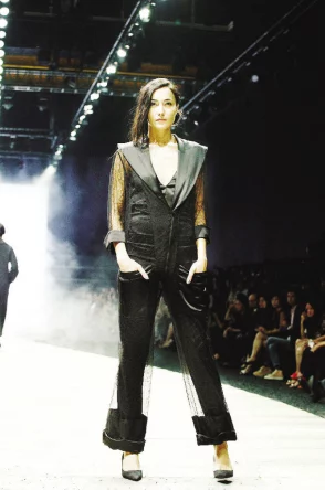 亚洲欧美激情精品一区二区春季新品上市潮流时尚引领潮流