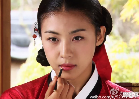 黄真伊网友评价她是个才华横溢、气质出众的演员