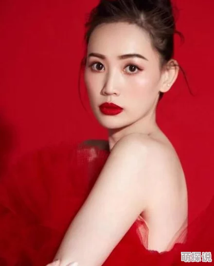 蜜桃臀工地嫂身材火辣,颜值爆表,真人比照片更美 蜜桃臀工地嫂身材火辣,颜值爆表,真人比照片更美