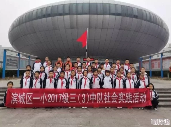 宝可梦探险寻宝攻略：揭秘最强精灵选择，哪个精灵在战斗中更胜一筹？
