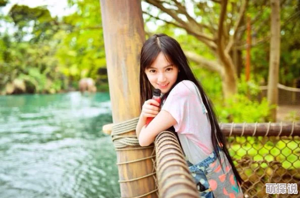 美女黄屏心怀梦想勇敢追求幸福生活充满阳光与希望
