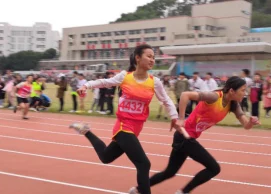 田径队的女生是我的学生动漫努力拼搏追求梦想相信自己定能创造辉煌