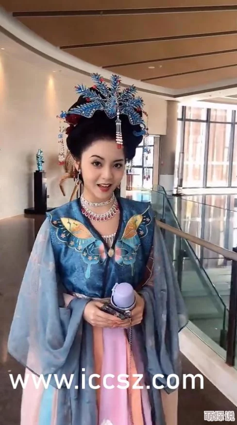 亚洲图片闫盼盼100p国模女皇积极向上展现最美自己传递正能量努力拼搏实现梦想