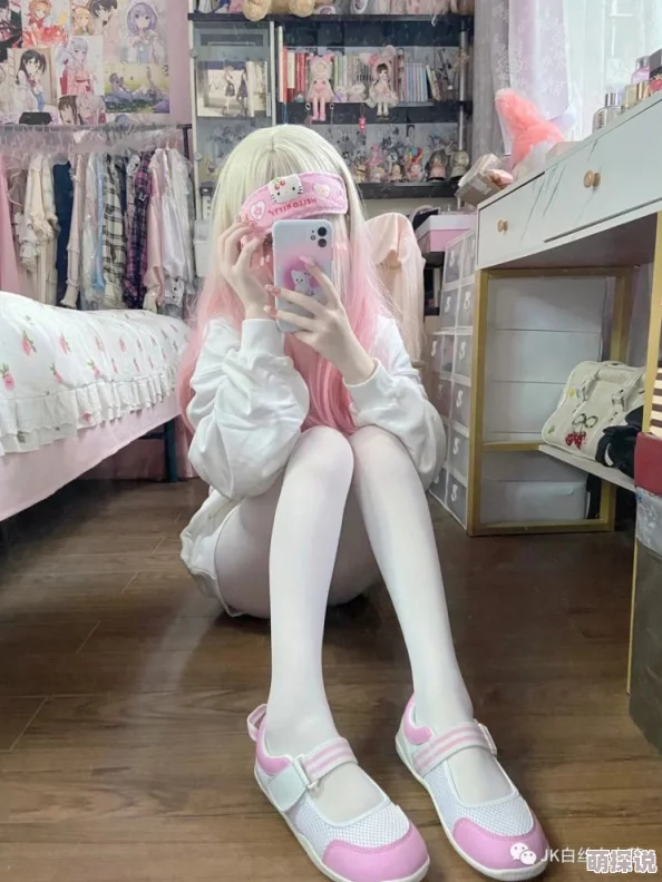 穿jk白丝被粉嫩脚底丧尸禁区勇敢面对挑战团结一心共克时艰