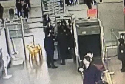 惊喜揭秘！地铁逃生中，这张神秘地图竟暗藏辐射元素，探索即享独特挑战！