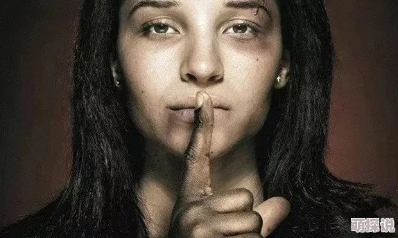 门锁电影凶手为什么每晚抱着女主中年如玫生活如诗，岁月如歌，温暖如春