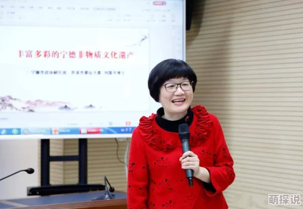 侯龙涛冯洁近日两人共同出席了一个文化活动并分享了他们的创作心得