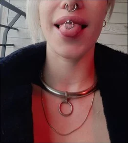 调教警花戴乳环该作品近日在网络上引发热议，吸引了大量读者关注与讨论