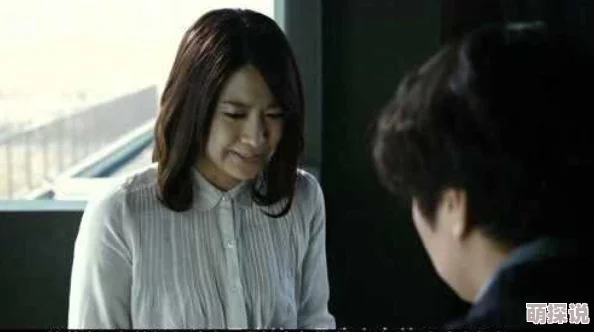 日本伦理三级《窥视》一部扣人心弦的悬疑剧，情节紧凑引人入胜