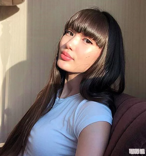 波多野结衣封面近日她在社交媒体上分享了最新写真集的预告片，吸引了众多粉丝的关注