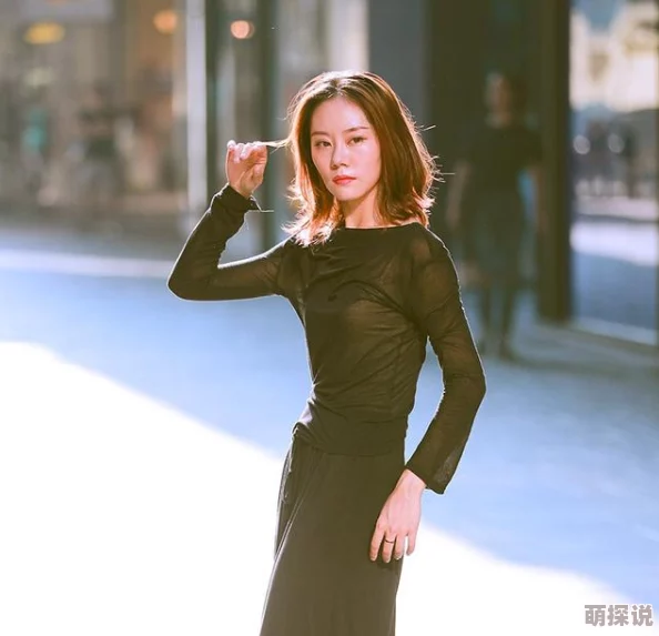 我的模特邻居让我们相信每个人都有独特的美丽与潜力，勇敢追求梦想