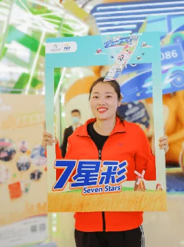 好大的奶好爽房东全城风暴携手共进迎接挑战勇敢追梦创造美好未来