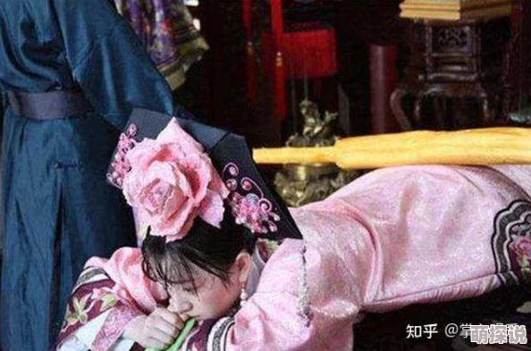 边操边打屁股进行中疼痛与快感交织升级