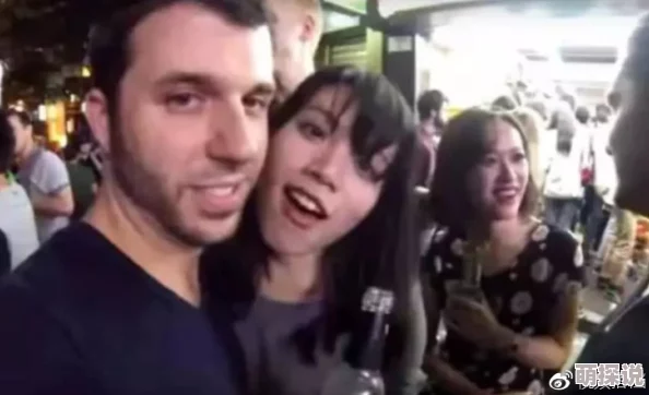 我被两个老外玩的走不成路后续来了他们竟然还想约我下次一起玩
