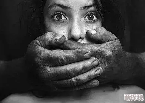 沦为黑人的精便器少女惨遭蹂躏已持续数日奄奄一息