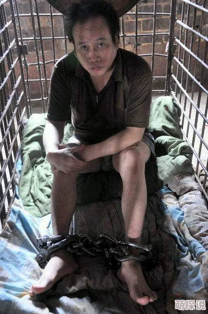 被囚禁的男人重获自由呼吸着新鲜空气感受久违的阳光