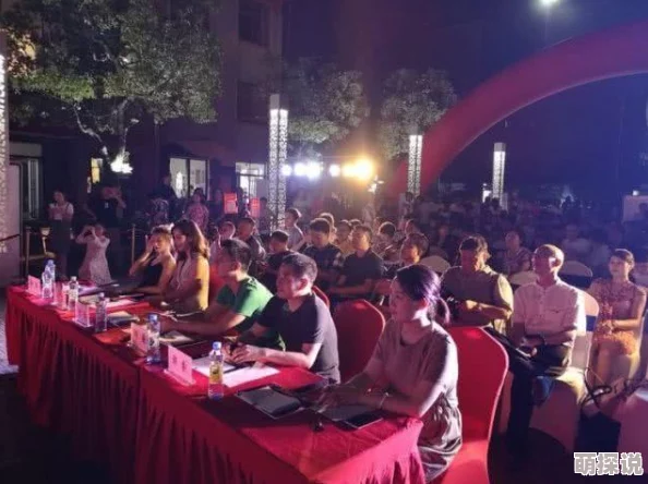 《超级群英传》低V玩家惊喜攻略：揭秘如何轻松过关斩将困难模式，策略大公开！