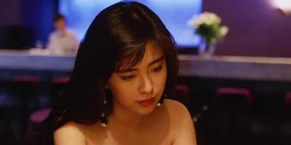 王祖贤被脱得精光三级谣言已被澄清当事人已辟谣相关视频截图均为伪造 王祖贤被脱得精光三级谣言已被澄清当事人已辟谣相关视频截图均为伪造