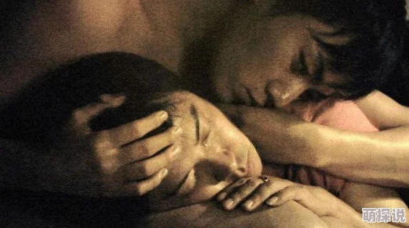 我和老丈洗澡同性尴尬误会一场原来是老丈人带女婿去澡堂体验搓澡服务