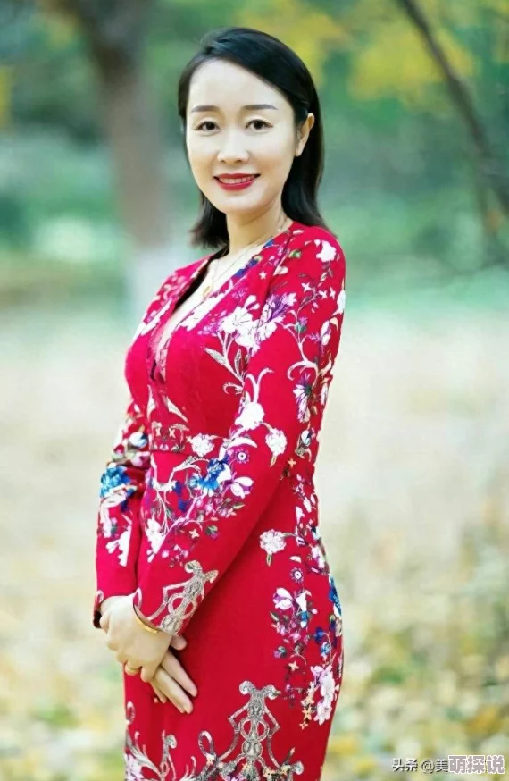 岳妇丰满69Ⅹ故事迎来转折张阿姨的秘密即将揭晓