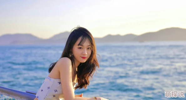 美艳老师的性福生活平静的日常中泛起涟漪