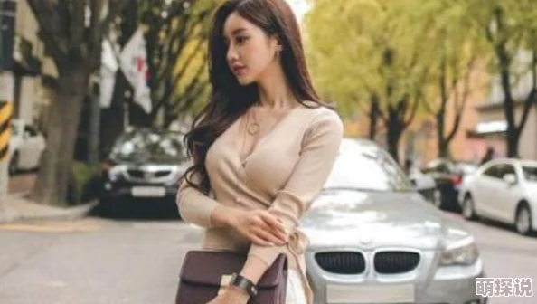 美艳老师的性福生活平静的日常中泛起涟漪