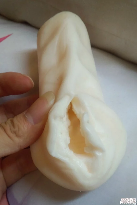 抽插湿舔射揉大进度已更新至百分之八十新增两位角色和五种玩法