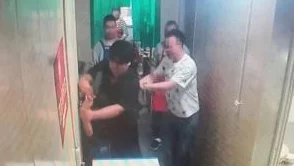 夜市淫戏隐藏摄像头揭露惊天秘密警方介入调查