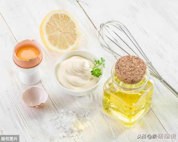 三分甜推出全新夏季限定饮品，清爽口感让你消暑又解渴，快来尝鲜！