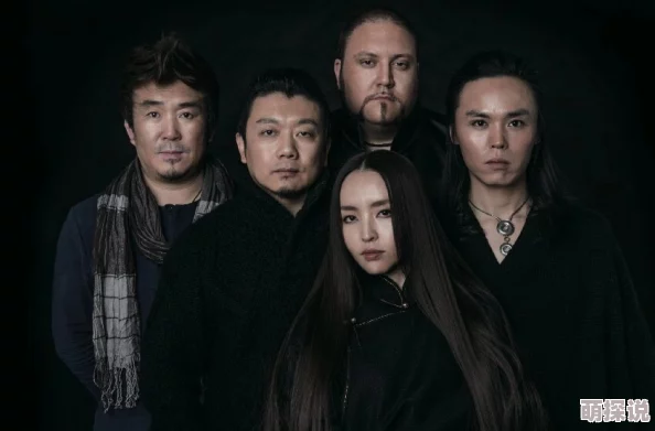 清纯女主的被日常听说私下超爱蹦迪还和摇滚乐队主唱交往