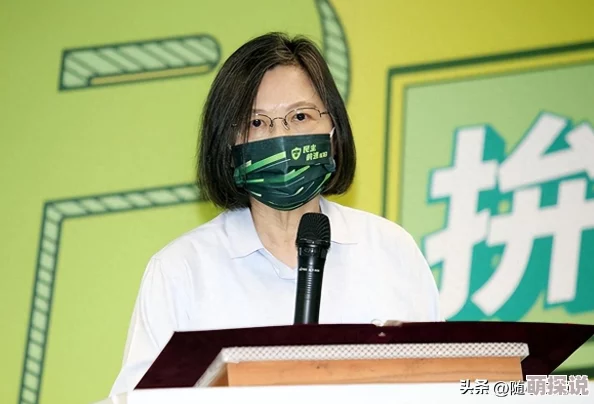 老头和老太的HD片展现了老年人积极乐观的生活态度和真挚的爱情 老头和老太的HD片展现了老年人积极乐观的生活态度和真挚的爱情