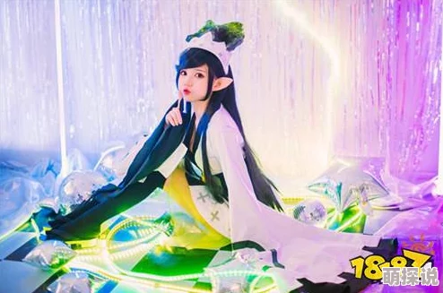 萝莉的异世热血物语听说主角其实是男扮女装而且还有个隐藏的青梅竹马