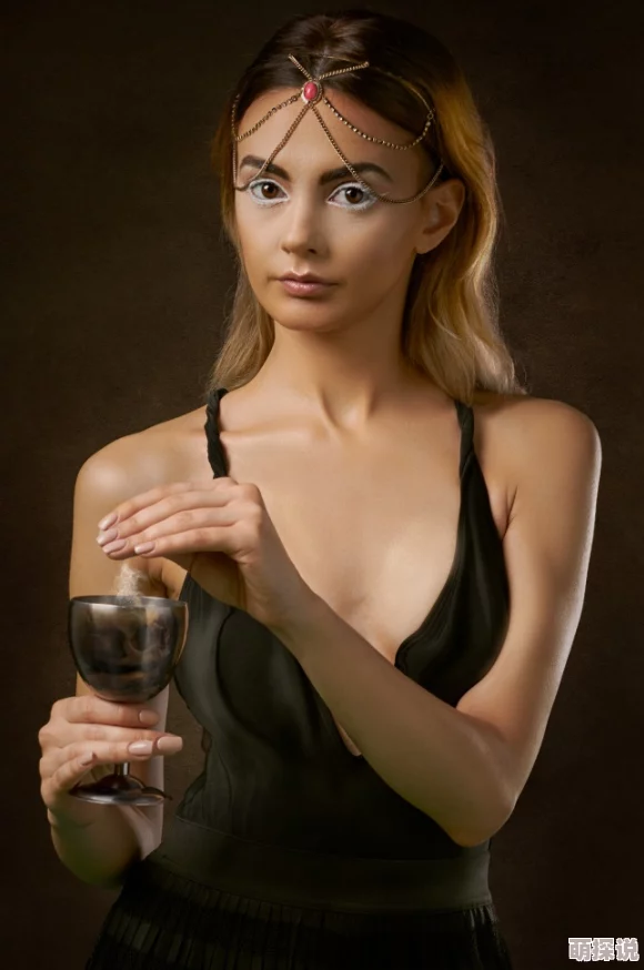 西西人体gogo大胆摄影据传曾引发业内争议最终却获得神秘人士力挺 西西人体gogo大胆摄影据传曾引发业内争议最终却获得神秘人士力挺