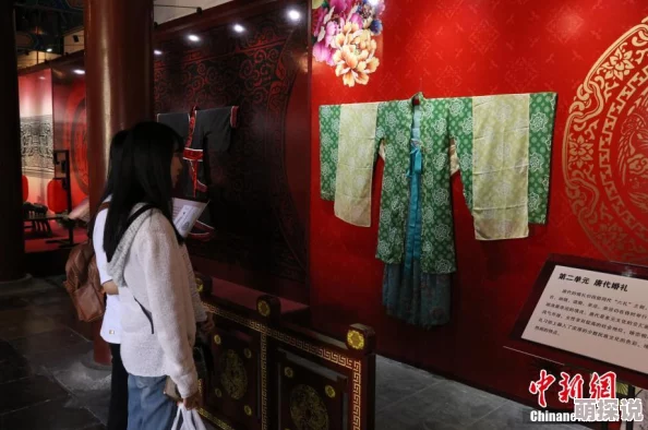 人人看人人摸博物馆惊现千年文物互动体验展