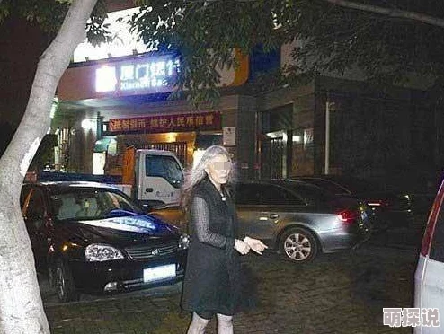 恋老小说和保洁老头的性事听说小区论坛都传疯了当事人居然是业主委员会的 恋老小说和保洁老头的性事听说小区论坛都传疯了当事人居然是业主委员会的