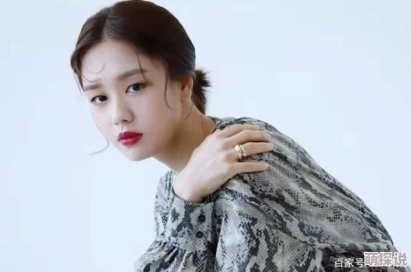 金艺贞19禁无删减全集据传曾试镜失败后获神秘人推荐资源爆棚引争议