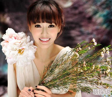 小早川怜子加勒比据说最近迷上了园艺并在自家阳台种满了多肉植物