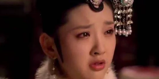 皇的禁宠听说皇上最近对那位冷宫娘娘格外关注莫非旧情复燃了