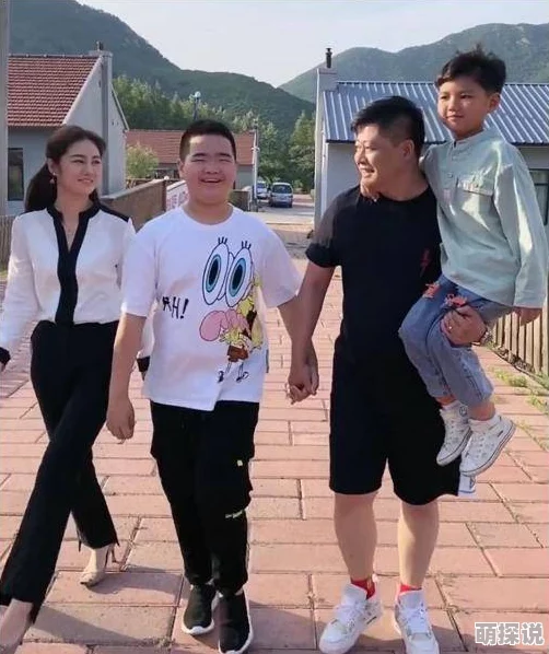 色一情一欲一爱一乱知情人爆料竟是三角恋引发连环效应令人唏嘘