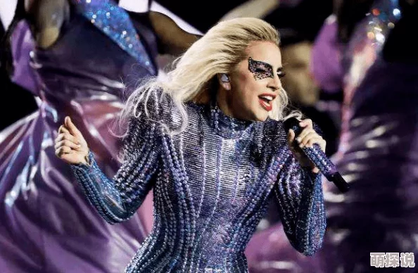 美国人妖santinitvxxxxx曾因模仿LadyGaga走红网络后销声匿迹如今疑似转行开网店
