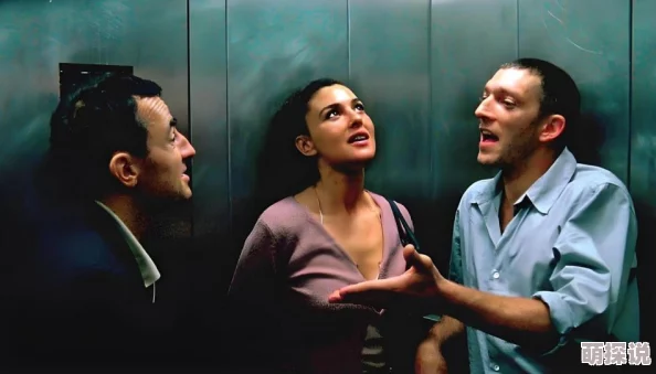 女同性大尺度禁片据说当年因为尺度太大被多国禁映引发地下拷贝热潮 女同性大尺度禁片据说当年因为尺度太大被多国禁映引发地下拷贝热潮