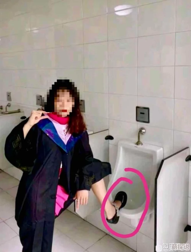 大学女生宿舍厕拍系列3在线观看已删除维护网络安全文明上网