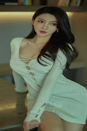 绝代无双易鸣李悦悦免费阅读情节老套更新慢错字多文笔幼稚浪费时间