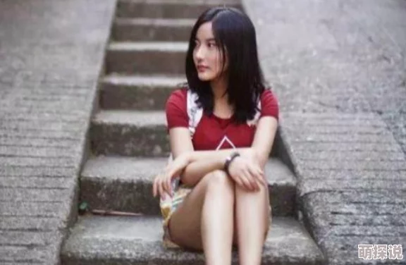 白丝校花被扒开双腿喷水小说网友称低俗不堪毫无营养浪费时间