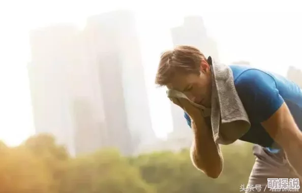 罚吃舞蹈生出汗了一天的脚为什么有人会对这种行为感兴趣也许与追求感官刺激和新鲜体验有关