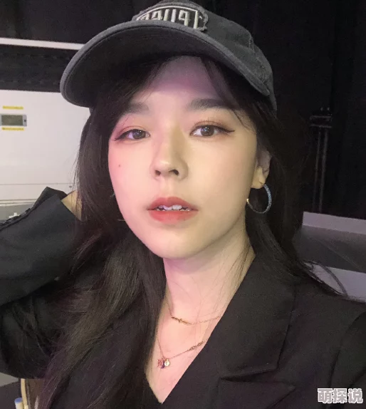 张柏芝B大毛又多又长为何网友对她的毛发如此关注因为与她精致的五官形成反差 张柏芝B大毛又多又长为何网友对她的毛发如此关注因为与她精致的五官形成反差