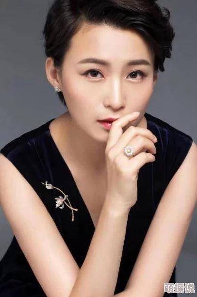 性XXXX欧美老妇毛太多胡秀英为什么展现了不同文化背景下的女性形象为何吸引了多元化的受众