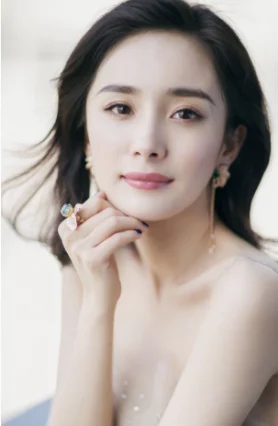 为何丰满岳妇乱一区二区三区引发热议因为它挑战了传统的道德观念和伦理底线