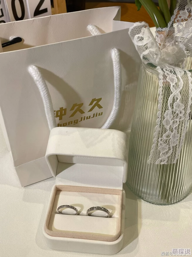 久久精品久久久因为专注品质匠心制作所以经久耐用备受欢迎